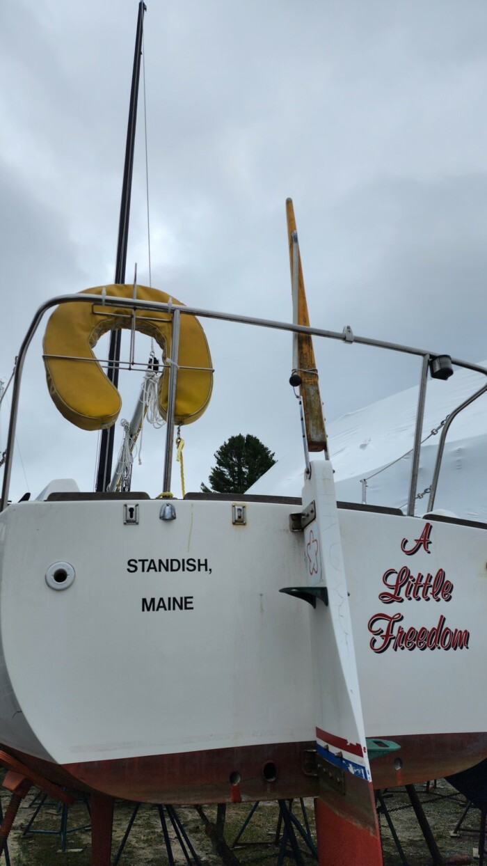 1982 Freedom 25, 25ft - Image 3