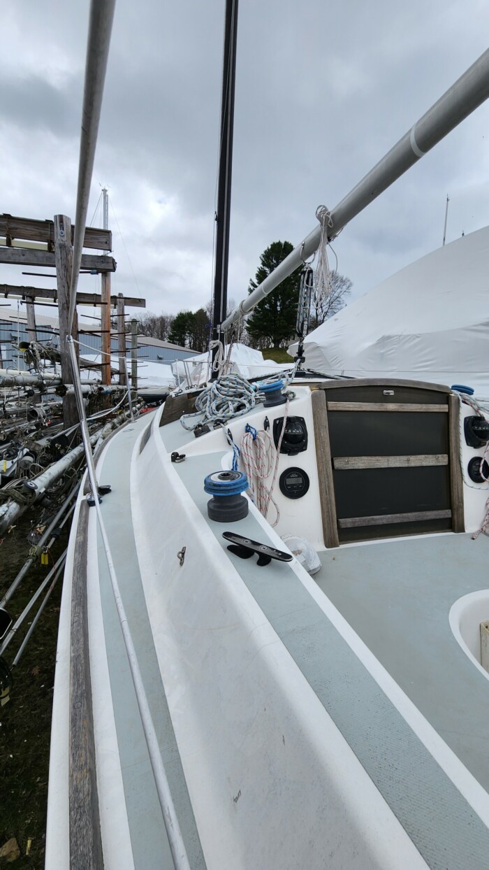 1982 Freedom 25, 25ft - Image 6