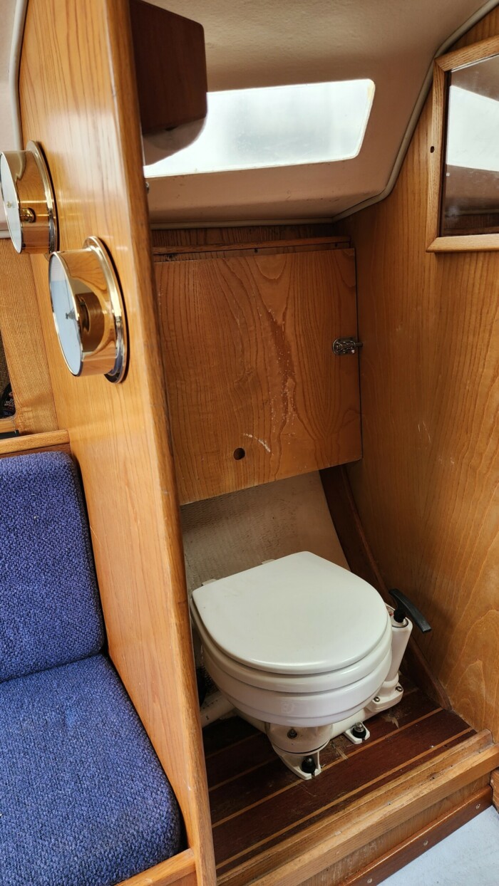 1982 Freedom 25, 25ft - Image 21