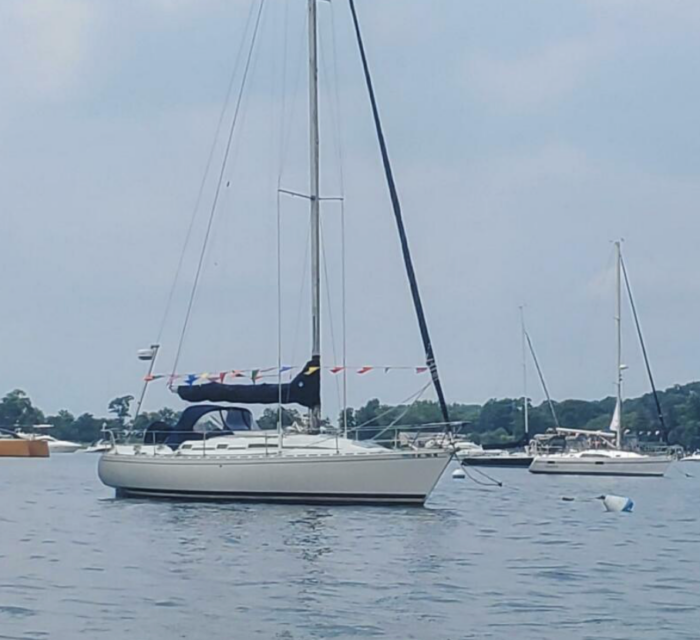 1985 Beneteau 37 - CIAO BELLA
