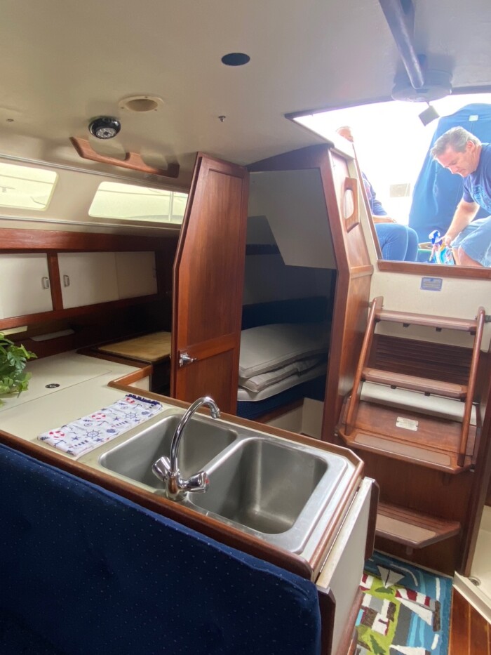 1990 Catalina C-34 - LONGEVITY (Chartered) - Image 3