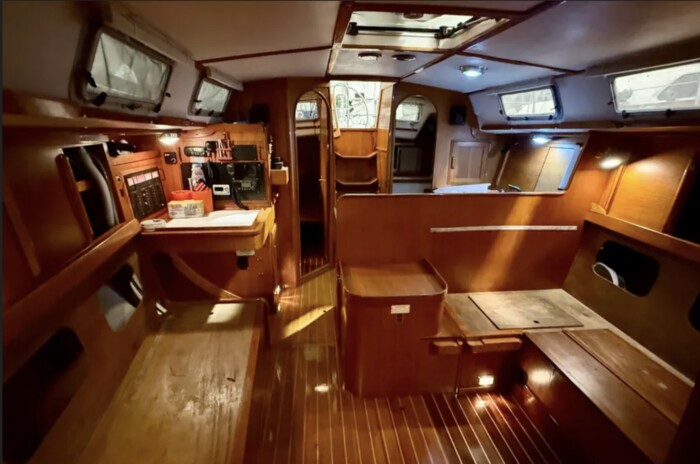 1989 J 40 - ELAN - Image 4