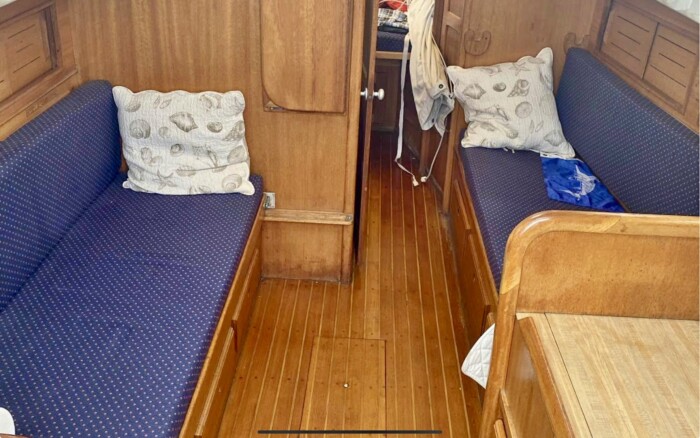 1980 Bristol 32 - Image 6