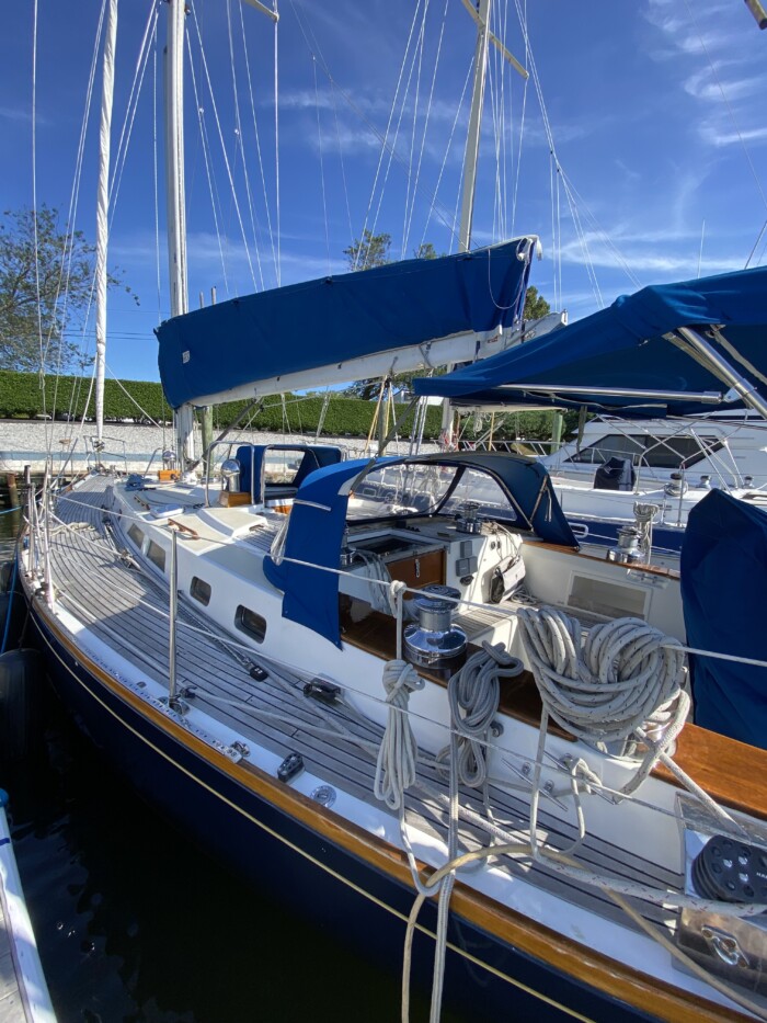 1993 Cambria 44'
