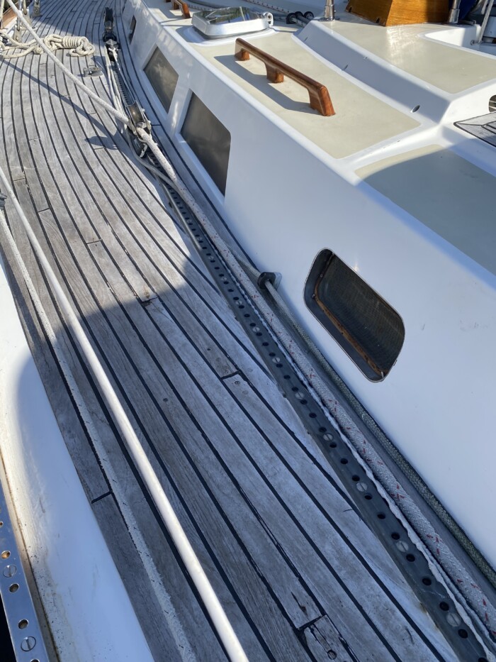 1993 Cambria 44' - Image 6