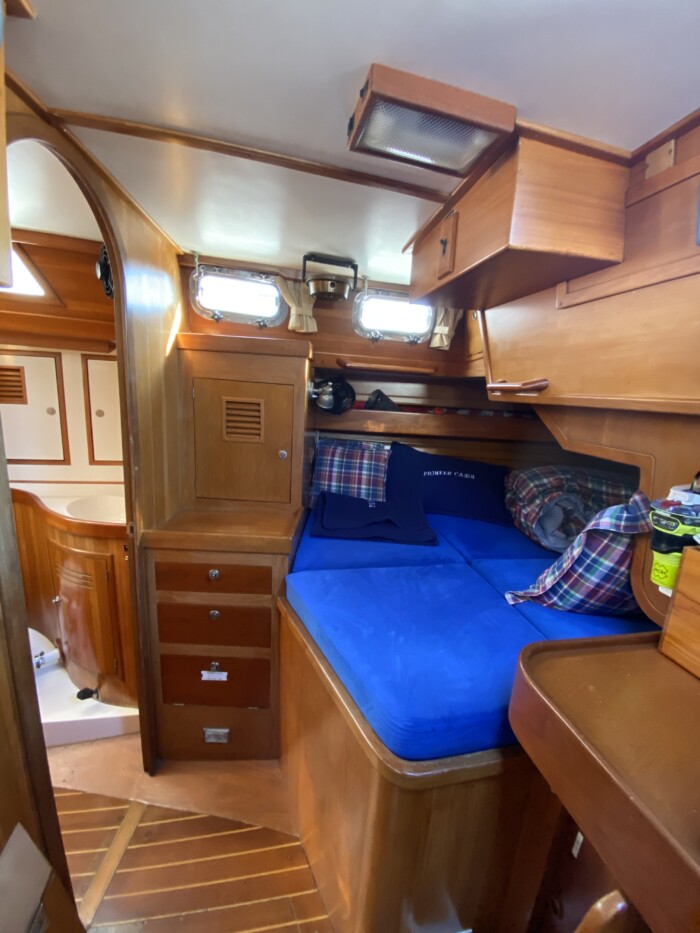 1993 Cambria 44' - Image 16