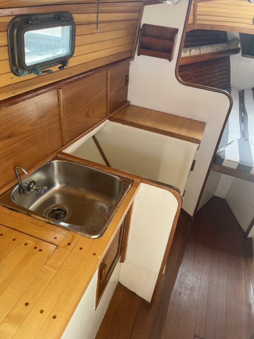 Coming Soon! 1973 Wasque 32 - Image 18